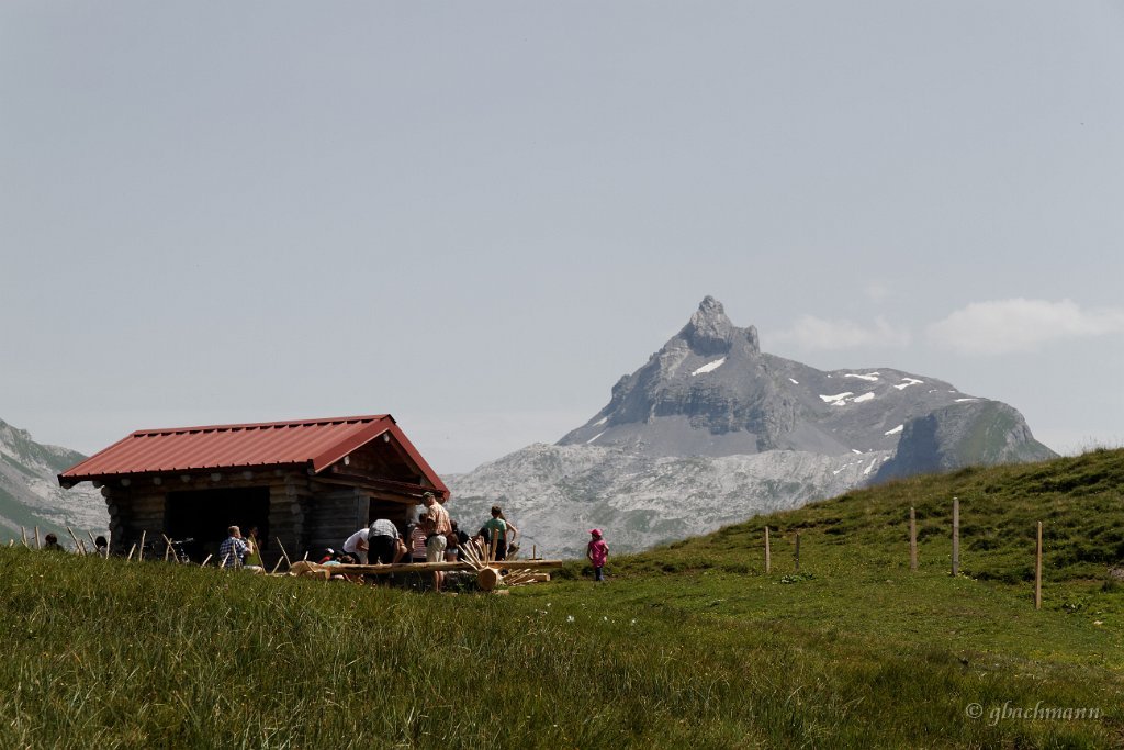 20130803_082